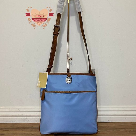 💙Michael Kors Fabric-Nylon Crossbody Bag💙